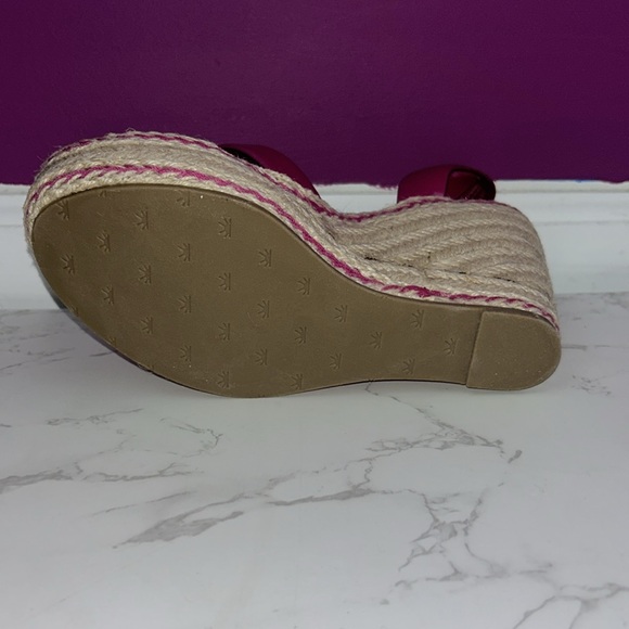 NWOT Estelle Berry Patent Pu - Picture 15 of 15